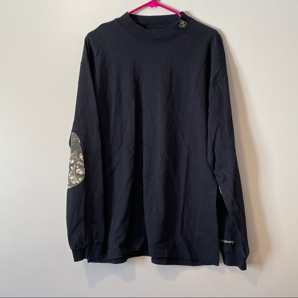 SALE: Men’s Legendary Whitetails Black Turtle Neck XL - Picture 1 of 5